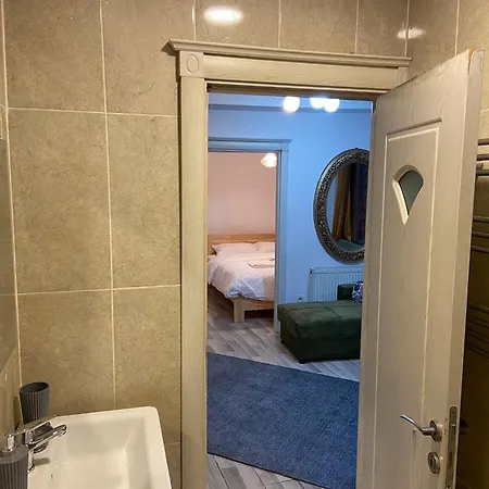 La Perato Hotell *